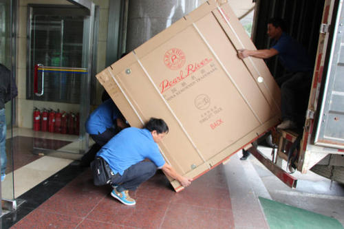 大埔钢琴贵重工艺品无忧运